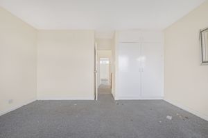 Photo 17- click for photo gallery